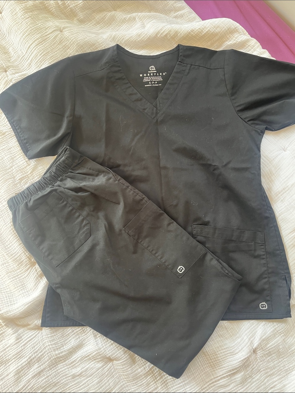 Wonder wink workflex scrub set